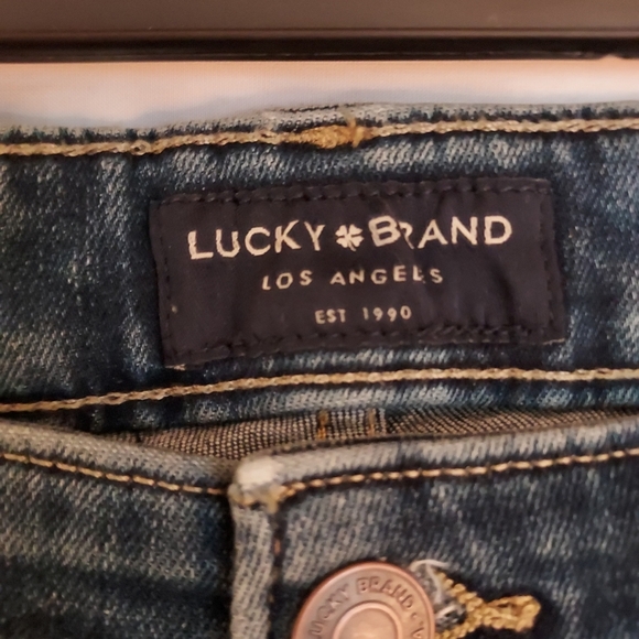 Women's Blue Jeans - Picture 4 of 8